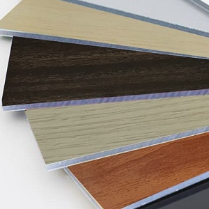 Sándwich Aluminio Efecto Madera 300 µ